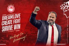 Μαρινάκης: «Ένα σύμβολο που στη συνέχεια έγινε Θρύλος - Ζήτω ο Ολυμπιακός»