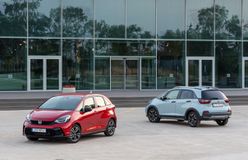 Φρεσκαρίστηκαν τα Honda Jazz και Crosstar