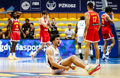 Ο Νόα Πέντα με απίθανο buzzer beater τρίποντο έστειλε τη Γαλλία στα ημιτελικά του EuroBasket U20! (vid)