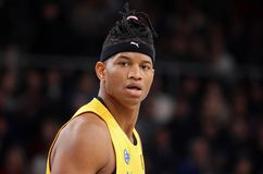 Ο Ερυθρός Αστέρας ενισχύεται με τον Χασιέλ Ριβέρο