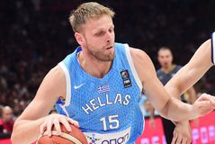 Ο Άρης ενδιαφέρεται για τον Χαραλαμπόπουλο