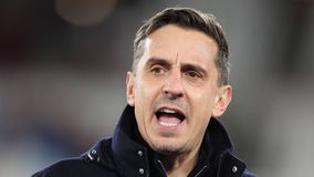 Νέβιλ: «Στη Μάντσεστερ Γιουνάιτεντ δεν μπορούν να αγνοήσουν το προφανές πρόβλημα που έχουν»