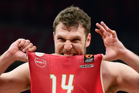Bεζένκοφ στο Sportal: «Όταν παίζεις σε έναν σύλλογο όπως ο Ολυμπιακός, αυτή είναι η μόνη σου επιλογή...» - Η ατάκα για Σπανούλη και Γιάννη