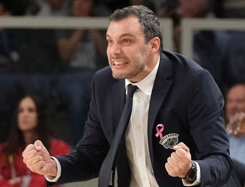 Μπασκόνια: Απέκτησε πρωταθλητή του ΝΒΑ με τους Μπακς