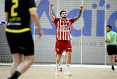 Το απίθανο γκολ του Σάββα στο τελευταίο δευτερόλεπτο που χάρισε το Super Cup στον Ολυμπιακό κόντρα στην ΑΕΚ (vid)