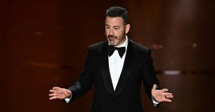 Το ABC «κόβει» την εκπομπή του Τζίμι Κίμελ «επ’ αόριστον» μετά από σχόλια για τον Τσάρλι Κερκ – Η αντίδραση του Τραμπ