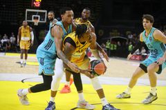 Η παρακάμερα της ΑΕΚ από τη φιλική ματσάρα κόντρα στη Φενέρμπαχτσε (vid)