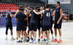 Ο Πανιώνιος τιμά τον Τζούροβιτς υπό το βλέμμα του Πάσπαλι στο τουρνουά «Α. Βαρίκας»