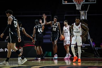 Αυλαία στο Intercontinental Cup με συναρπαστική G League United και κυρίαρχη Μάλαγα παρά την ανανέωσή της