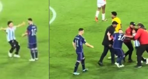 Υπέροχη στιγμή με τον Μέσι να αγκαλιάζει μικρό θαυμαστή που εισέβαλε στο γήπεδο (vids)