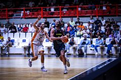 Νύχτα... τρόμου για την Οπάβα στην Πάτρα, συνετρίβη από τον Προμηθέα με 49 πόντους διαφορά!