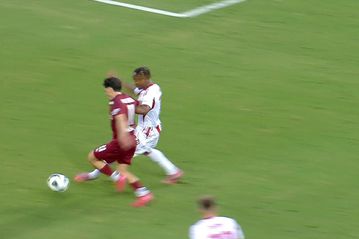 Ο Τσακαλίδης πήρε πίσω το πέναλτι που έδωσε στην ΑΕΛ μέσω VAR