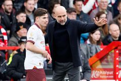 Γκουαρδιόλα: «Θα ήθελα να έχω τον Άλβαρες, αλλά καταλαβαίνω γιατί έφυγε»