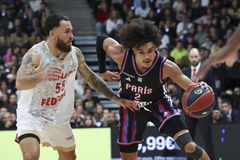 «Τρελάθηκε» ο Μάικ Τζέιμς με τον Ιφί της Παρί και με το δίκιο του - Η ανάρτησή του στο «Χ» (vid)