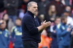 «Τέλος» ο Ποστέκογλου 39 ημέρες μετά την πρόσληψή του στη Νότιγχαμ Φόρεστ και 17 λεπτά ύστερα από το 0-3 από την Τσέλσι!