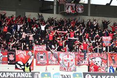 Οι οπαδοί του Ολυμπιακού στην AEL FC Arena (gallery)