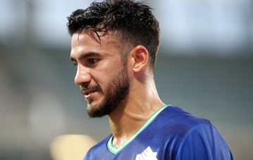 Επιστροφή Σόουζα, Βιγιαφάνιες, εκτός ο Χουχούμης στην Κηφισιά