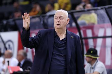 Ικανοποιημένος ο Σάκοτα για την απόδοση και την σταθερότητα των παικτών του (vid)