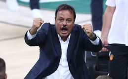 Σαν ηφαίστειο που ξυπνά με τη μαγκιά του Αταμάν!