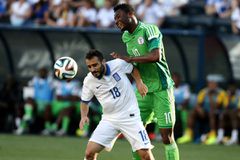 Όμπι - Μίκελ: «Στην Αφρική αν δεν δώσεις λεφτά, σε απειλεί η ίδια σου η οικογένεια»