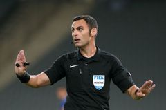 Ο Κομίνης μιλάει για πρώτη φορά για το όπλο στο ΠΑΟΚ - ΑΕΚ: «Αλλάζει ο κανονισμός αν φέρει κάποιος όπλο»