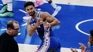 Εντυπωσιακή ανατροπή για τους Σίξερς κόντρα στους Κλίπερς