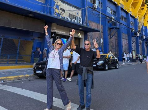 Ο Γιώργος Νταλάρας στο «Μπομπονέρα»: «Φέραμε γούρι στην Μπόκα» (pics)