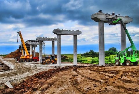 Η νέα «επιδημία» στις κατασκευές: Οι εργολάβοι εγκαταλείπουν λόγω προβλημάτων ρευστότητας