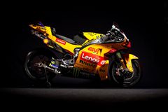 Η Ducati αποκαλύπτει ειδικό χρωματισμό για τις δοκιμές της Βαλένθια (vid & pics)