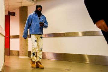 Σοκ από τη σύλληψη Μπέβερλι: Γρονθοκόπησε και επιχείρησε να πνίξει την αδελφή του