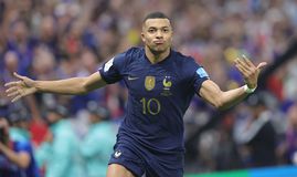 Η μυθική εμφάνιση του Εμπαπέ που δεν ήταν αρκετή για τη Γαλλία (vid)