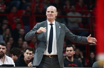 Ιβάνοβιτς: «Ο Ολυμπιακός μας έβγαλε εκτός παιχνιδιού με την άμυνα»!