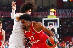 Η δωδεκάδα του Ολυμπιακού για το ματς με τη Βίρτους Μπολόνια - Μέσα ο Φαλ