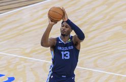 Σπουδαίο διπλό για τους Γκρίζλις στη Μινεσότα