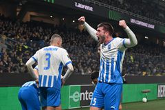 Ο Τσικαλντόου με δυνατό σουτ από το ύψος της περιοχής έκανε το 2-0 για την Κραϊόβα