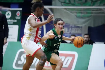 ΕΡΥΘΡΟΣ ΑΣΤΕΡΑΣ - ΠΑΝΑΘΗΝΑΪΚΟΣ