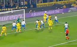 Κεφαλιά του Βίντα, η μπάλα άουτ