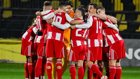 Το χριστουγεννιάτικο δώρο στους παίκτες του Ολυμπιακού