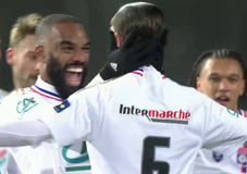 Ζόρια για τη Λυών που πανηγύρισε την πρόκριση κόντρα στην Μπέργκερακ