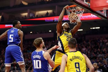 Πέρασαν από το Σακραμέντο οι Πέισερς, στα ρηχά ο Βεζένκοφ