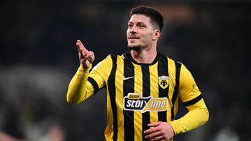 Ξέφρενοι πανηγυρισμοί από την οικογένεια του Γιόβιτς για το καρέ τερμάτων (vid)