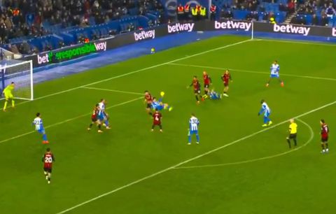 Δεν γίνονται αυτά! Ο Κωστούλας έβαλε ψαλιδάκι στο 90+1' και ισοφάρισε για τη Μπράιτον