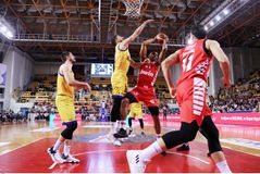 Ο Ολυμπιακός ήταν απόλυτος κυρίαρχος του τελικού, «έπνιξε» το Περιστέρι και κατέκτησε το Κύπελλο