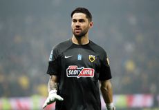 Ο Αθανασιάδης μέτρησε τα δοκάρια μπροστά από τη θύρα 4