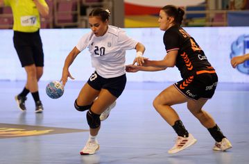 Οι κλήσεις της Εθνικής γυναικών για Βοσνία