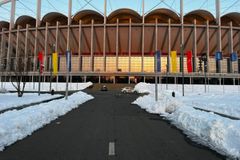 Στα... λευκά το Βουκουρέστι: Αυτή είναι η κατάσταση του γηπέδου της Στεάουα (pics & vid)