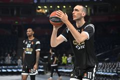 Πρόβλημα στην Παρτίζαν με Ποκουσέφσκι: «Ίσως χρειάζεται χειρουργείο»