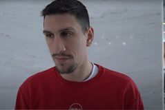 Λαρεντζάκης: «Να δείξουμε σοβαρότητα για να περάσουμε στον τελικό»