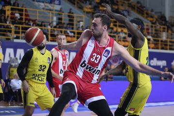 Τα «δίνει όλα» για να παίξει στον τελικό ο Μιλουτίνοφ - Η σημασία του ειδικού νάρθηκα που θα φέρει