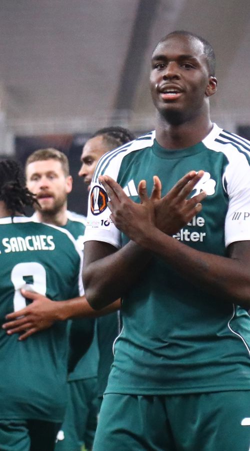 Τι έκανε ο «οδοστρωτήρας» Τεττέη στο ευρωπαϊκό του ντεμπούτο (vids)